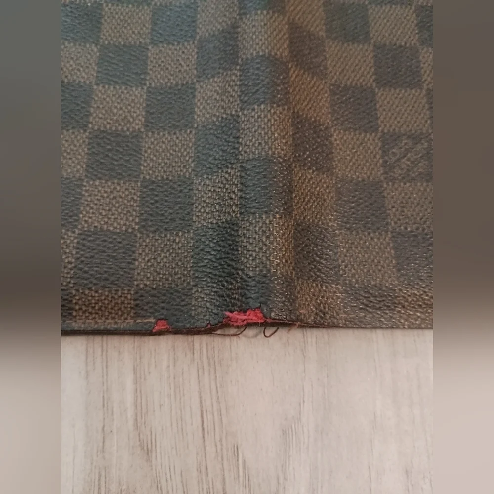 Authentic Louis Vuitton Damier Wallet Brown for Men's Wallets